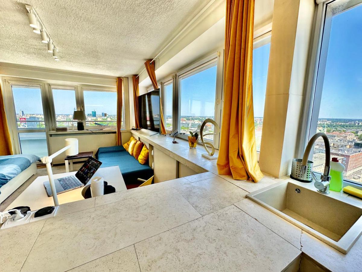 Sun Clima/Ac Metro X2 Fast Wifi 500 Mbs 70'Tv Netflix Appletv Hbo Apartment Warsaw Luaran gambar