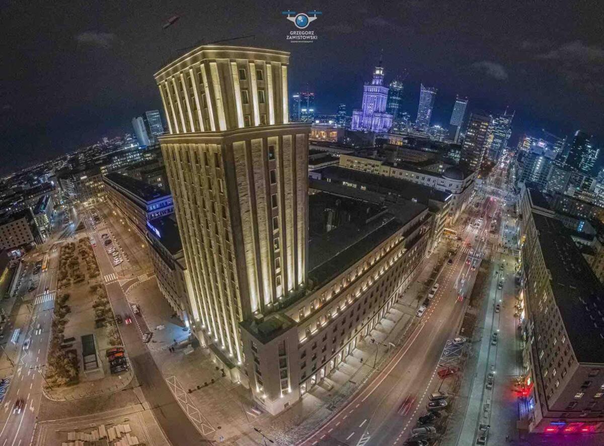 Sun Clima/Ac Metro X2 Fast Wifi 500 Mbs 70'Tv Netflix Appletv Hbo Apartment Warsaw Luaran gambar